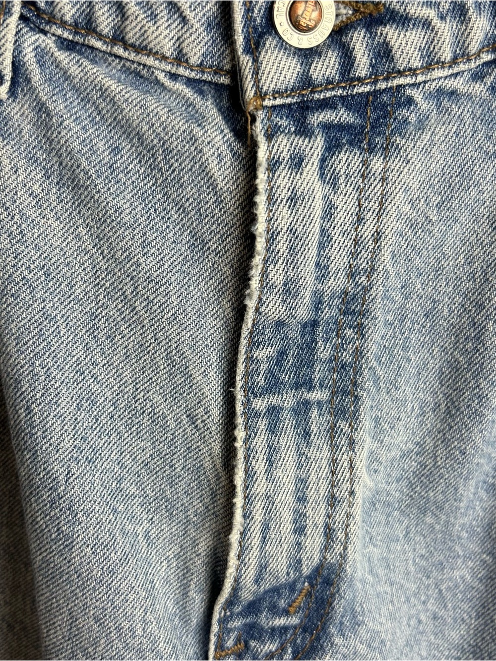 Levi's Silver Tab Loose Fit Vintage Jorts 90's | Levi's | W34 - Picture 2 of 10